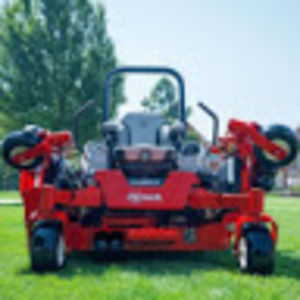 Meet your Posher, Max